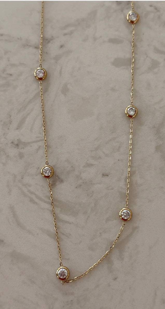 Dainty Diamond