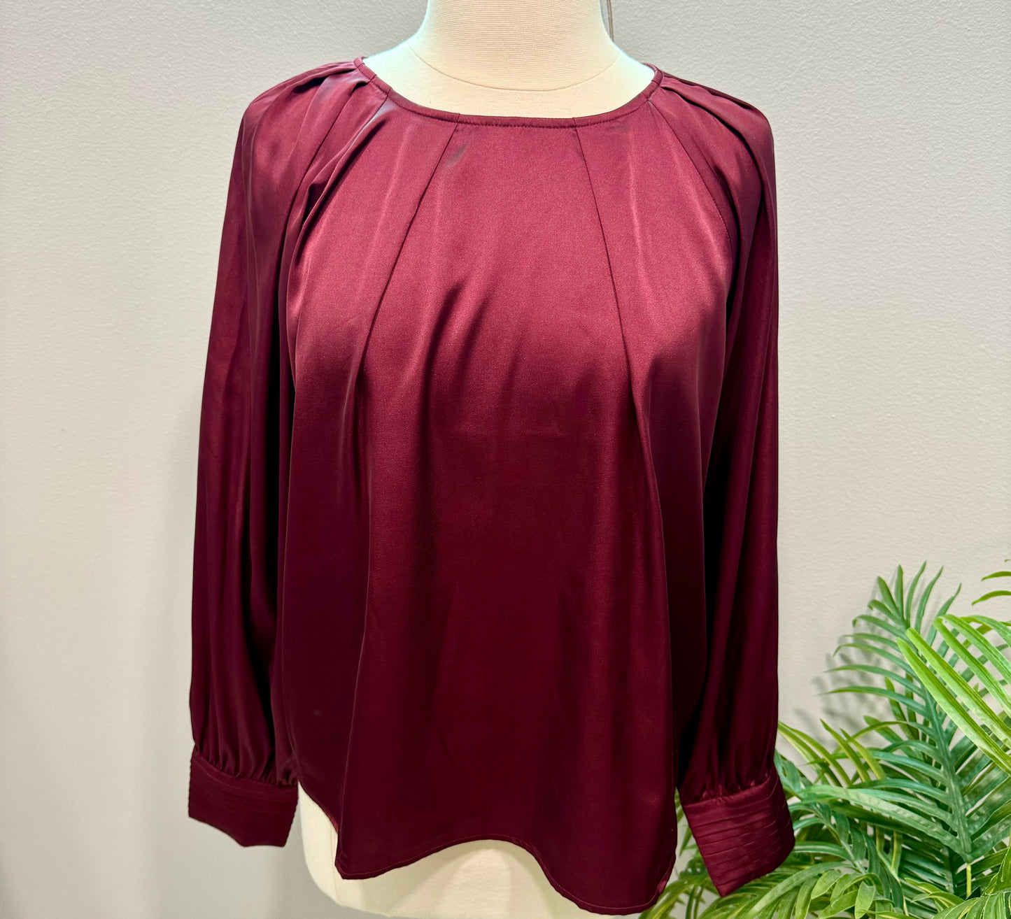 BURGUNDY TOP