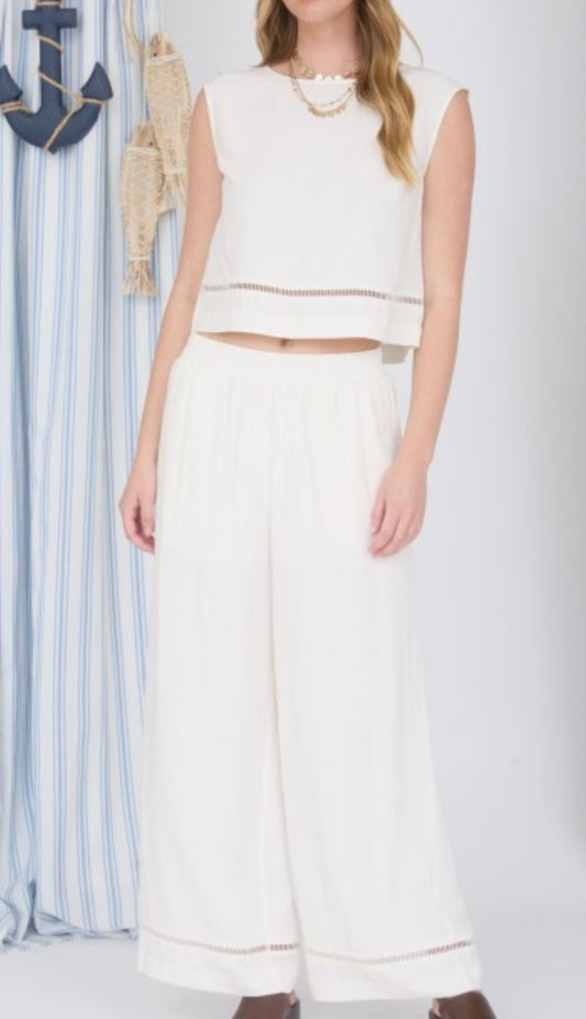 Ladder Lace Trim Linen Set